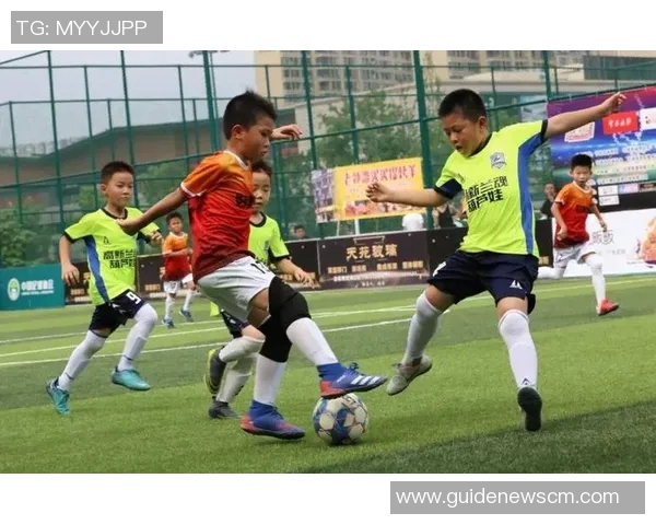 杭州足球队团队协作的成功秘诀与发展策略深入分析 杭州足球队团队协作的成功秘诀与发展策略深入分析