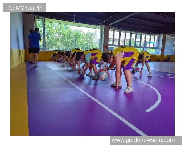 赵娜独家分享篮球心得与技巧助你提升球技的全方位指南 赵娜独家分享篮球心得与技巧助你提升球技的全方位指南