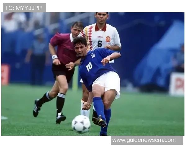 珍藏巴乔足球明星画册回顾他的辉煌历程与传奇瞬间 珍藏巴乔足球明星画册回顾他的辉煌历程与传奇瞬间