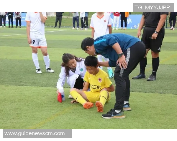 赛后分析:西安足球队与上海足球队对决的战术与经验总结 赛后分析:西安足球队与上海足球队对决的战术与经验总结